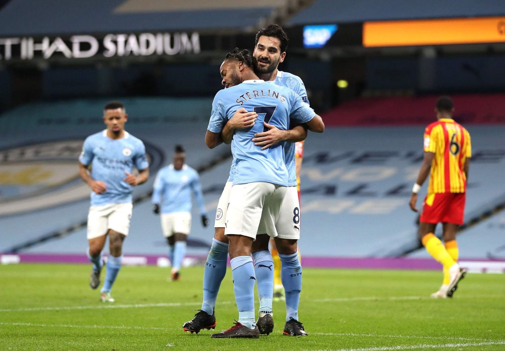 他應當保持 他應當保持