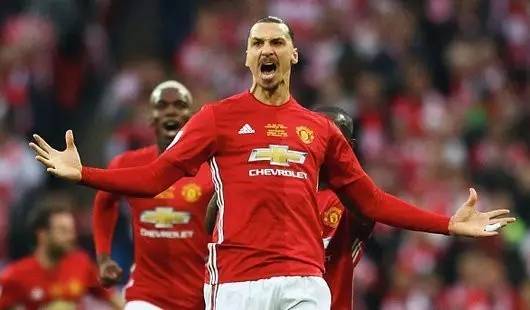 以此确保球 以此确保球